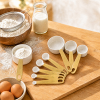 Nouveautés : Ensemble de 9 tasses et cuillères à mesurer en acier inoxydable avec poignée confortable dorée, outils de mesure pour la pâtisserie