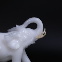 Sculpture d'éléphant en jade blanc sculptée à la main, figurine décorative pour la décoration de la maison, collection