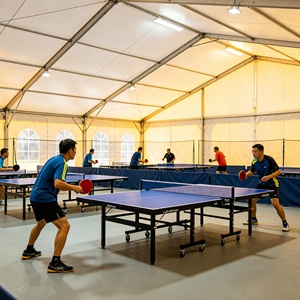 Tente de tennis de <span class=keywords><strong>table</strong></span> en aluminium, transparente, en PVC imperméable, pour salle de sport intérieure, idéale pour les clubs de <span class=keywords><strong>ping</strong></span>-<span class=keywords><strong>pong</strong></span> et les lieux d'entraînement - Product Image 1