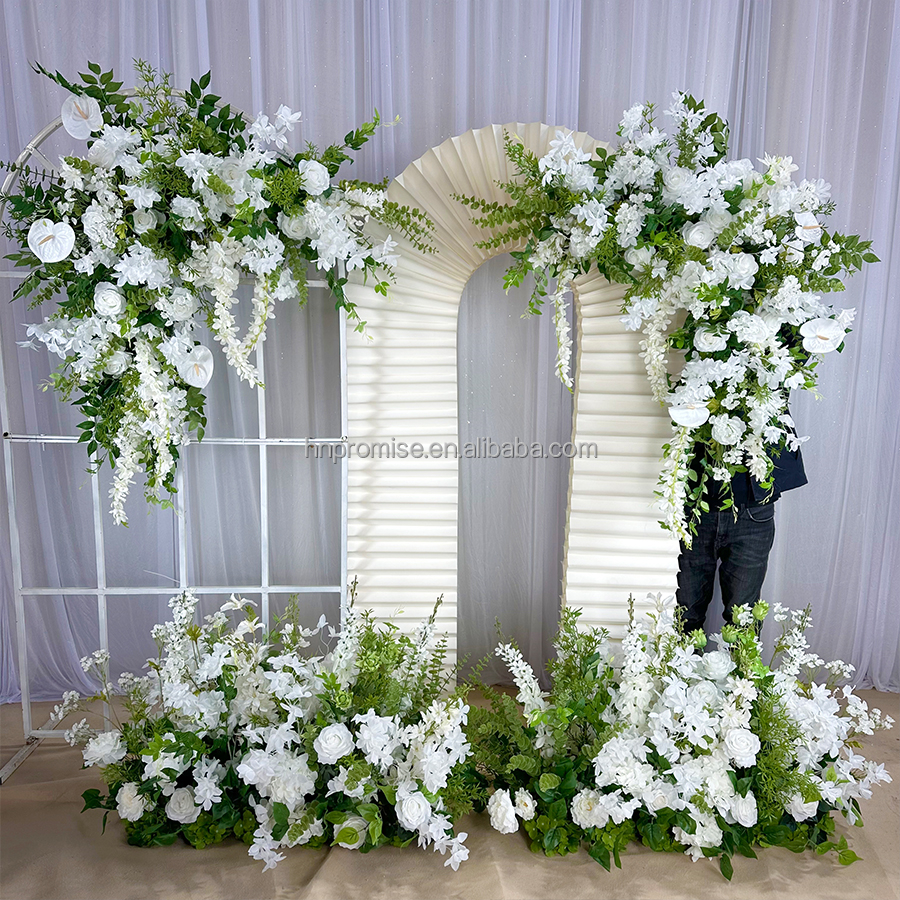1. Chemin de table floral
