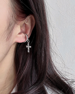 Pendientes de Clip Cruzados <span class=keywords><strong>sin</strong></span> Perforaciones, Modernos, con Circonita, Kevlar y Baño de Rodio, Ligeros, de Lujo, Unisex - Product Image 1