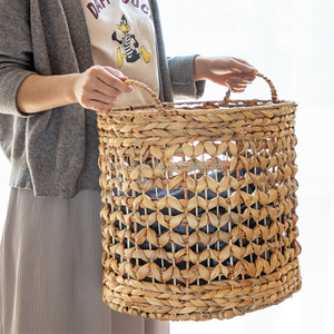 Cesta de Almacenamiento Redonda Clásica Wintop, Tejida a Mano con Ratán Natural y Jacinto de Agua, 40x45cm, para Catering y Cantinas - Product Image 6