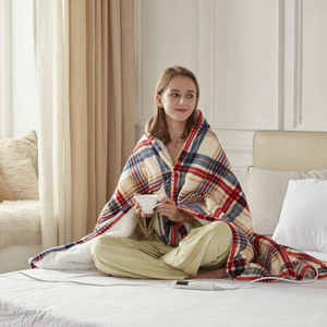 Couverture électrique d'hiver pour la maison Flanelle Sherpa Jeté chauffant avec graphène Textiles chauffants matelassés Techniques pliées - Product Image 4