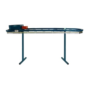 Convoyeur de vêtements en forme de O qui permet de gagner du temps dans la manutention des vêtements, spécialement conçu pour les nettoyeurs à sec et les usines de confection - Product Image 3