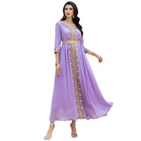 Nouvelle Arrivée Robe Longue Homme Violet en Polyester avec Rubans Dorés Élégante Col en V Manches Trois-Quarts Été Automne