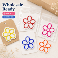 Patchs brodés de perles florales personnalisés en gros, appliques de broderie de perles de rocaille pour vêtements de mode, vestes, sacs, fabrication OEM ODM en vrac