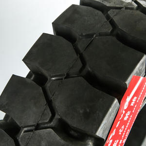 Neumáticos de Goma Sólida para Montacargas KingPower, Fabricados en China, Económicos, 8.25x15, Nuevos, con Rodamientos de Bolas, para Venta al por Menor - Product Image 5