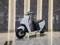 Nouvelle moto électrique pour adultes 72V Streetbikes avec 2 roues, siège large, moteur à balais 5000W, vitesse maximale >80 km/h