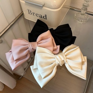 Fermaglio per Capelli a Tre Strati in Raso di Alta Qualità Stile Coreano, Elegante Fiocco Retrò in Tinta Unita con Tecnica Seiko - Product Image 1