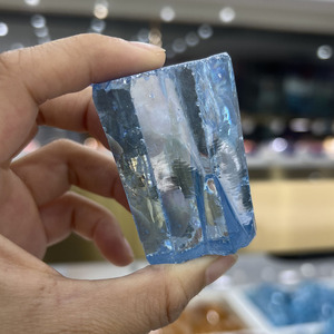 Circonia Cúbica de Color Azul Cielo, Material Sintético en Bruto sin Cortar para la Fabricación de Piedras Sueltas - Product Image 4