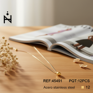 Collana in acciaio inossidabile con pendente tono oro 45491 12 pezzi - Product Image 2