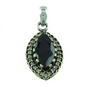 Colgante de Plata de Ley 925 con Granate y Circonita Cúbica, Estilo Vintage Tradicional, Calidad AAA+, de la India, Oferta de Joyería Atractiva - Product Image 1