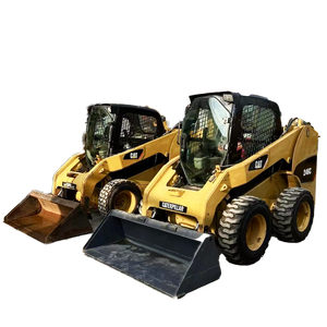 รถตักล้อยางมือสองรุ่น MINI Skid Steer Loader ได้รับการรับรองมาตรฐาน CE พร้อมปั๊มไฮดรอลิก Denison ใช้เครื่องยนต์ดีเซล Caterpillar 246C สำหรับรถตักหน้า - Product Image 1
