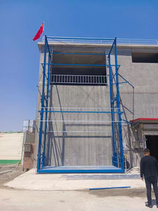 Lift Barang Industri Vertikal Hidrolik <span class=keywords><strong>2t</strong></span> 3t untuk Dijual Lift Kargo Gudang Hidrolik - Product Image 4