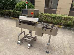 Machine de scellage automatique électrique continue pour film d'aluminium, pour l'emballage des bouteilles et des canettes, facile à utiliser - Product Image 5