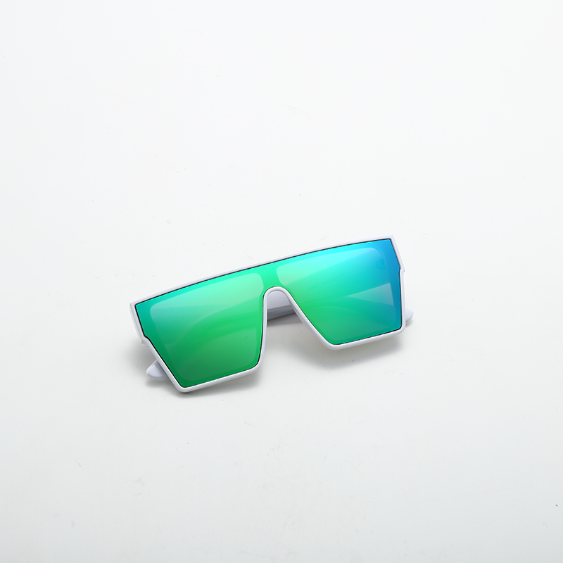 green/White