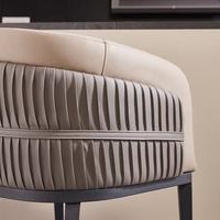 Chaise de salle à manger en cuir PU de qualité supérieure d'inspiration italienne, moderne et durable pour la maison, l'appartement ou la salle d'exposition immobilière