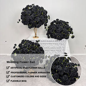 Boule de fleurs artificielles en rose noire lisse faite à la main, douce, pour mariage, Saint-Valentin et décoration de centre de table pour événements et fêtes - Product Image 3