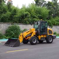 Chargeuse sur pneus compacte populaire de 1600 kg Wolf, chargeuse télescopique articulée avec godet