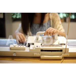 Agents de <span class=keywords><strong>recrutement</strong></span> Support Service après-vente DIY Style Pull conduit à la main Jersey Tissage Machine à tricoter pour la maison - Product Image 1