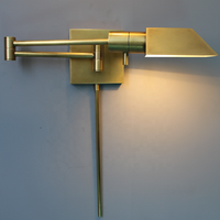 Yihao Applique murale moderne en laiton ancien pour hôtel de luxe avec source de lumière LED Application de salon intérieur et verre en laiton doré