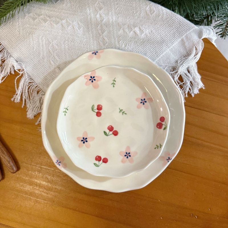 Grand plat plat floral de cerise