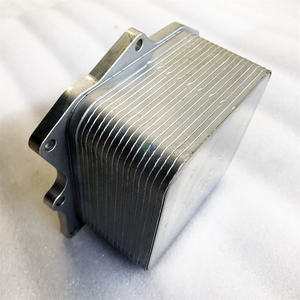 Suku cadang mesin Diesel ISF2.8 asli 5318533 pendingin oli Assy untuk <span class=keywords><strong>Cummins</strong></span> - Product Image 3