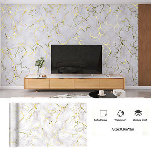 Rollo de papel tapiz autoadhesivo de azulejo estampado dorado, impermeable a prueba de humedad, perfecto para la redecoración del adorno de la sala de estar del baño - Product Image 2