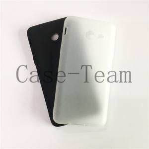 Fabricant de gros étuis en TPU mat doux givré couverture arrière étui de téléphone portable en silicone pour <span class=keywords><strong>Samsung</strong></span> <span class=keywords><strong>J5</strong></span> <span class=keywords><strong>2017</strong></span> version américaine noir - Product Image 1