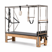 Machine de Pilates Cadillac en chêne pleine grandeur, table trapèze multifonctionnelle avec ressorts réglables, cadre en bois durable, pour studio, salle de sport à domicile et entraînement corporel