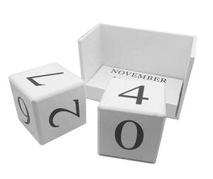 Bloques de escritorio de madera hechos a mano calendario perpetuo para decoración de la oficina en el hogar - Product Image 3