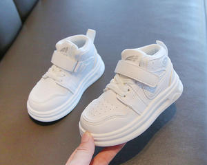 Nueva Llegada de Zapatos Casuales de Caña Alta para Niños y Niñas, Diseño Deportivo Antideslizante Blanco con Plantilla de PVC para la Temporada de Primavera - Product Image 3