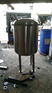 Navire de mélange sous vide industriel avec chauffage, agitateur et contrôle PLC - Product Image 3