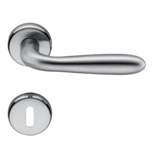 ด้ามจับ 'ดรอป' พร้อมลายกุหลาบและสีทองขัดเงา - Product Image 1