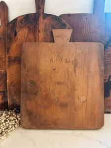 Planche à découper en bois multi-usages en bois d'acacia et en bois de manguier avec une construction solide et durable Parfaite - Product Image 5