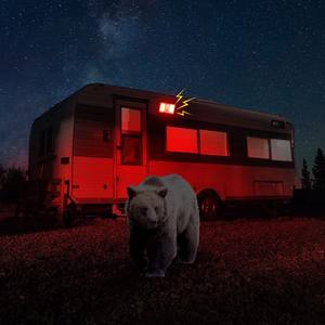 Lampe d'alarme solaire avec télécommande, détecteur de mouvement, sirène d'alarme 129DB, pour la maison, la cour et l'extérieur - Product Image 1