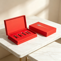 Kotak Kertas Kaku Kemasan Ritel Makeup Premium dengan Cetak Logo Kustom untuk Set Hadiah Kosmetik Perawatan Kulit dengan Baki Interior