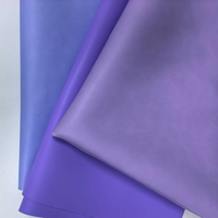 Échantillon gratuit de tissu d'ameublement en similicuir PU uni, gaufré, doux, vegan, résistant à l'abrasion, pour sièges de voiture, sacs, meubles