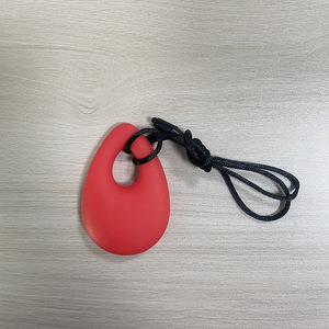 Juguetes Sensoriales de Silicona Multicolor con Diseño Geométrico de Gota de Agua, Collar para Masticar para Adultos y Niños - Product Image 4