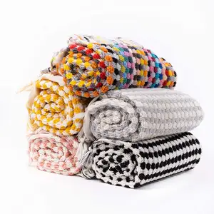 Hand Loomed Luxurious Pom Pom Turkish Towel Pestemal Turkish Beach Towels With Hand Knotted Tassels