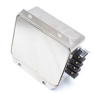 ตัวกรองไฟฟ้ากระแสสลับ 3 เฟส รุ่น QEMC1-C3 แรงดันไฟฟ้า 250/440VAC กระแสไฟ 6A/10A/20A/30A  การเชื่อมต่อแบบเทอร์มินัลบล็อก ตัวกรอง EMI/EMC - Product Image 2