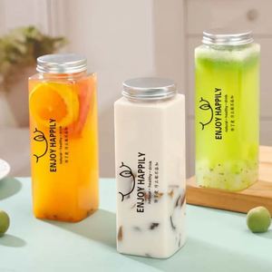 Bottiglia quadrata trasparente in PET da 16oz 500ml con tappo in alluminio per tè al latte e succhi di frutta - Product Image 1