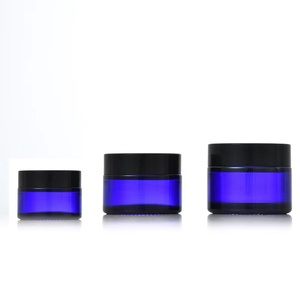 ขวดแก้วบรรจุภัณฑ์เครื่องสำอางแบบพกพาใส ขนาด 5G 10G 15G 20G 30G 50G 60G 100G พร้อมฝาสีทอง ขายส่ง - Product Image 1