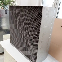 Panneau composite aluminium-plastique en acier carbone métallique en nid d'abeille pour machine de découpe laser, différentes formes et tailles