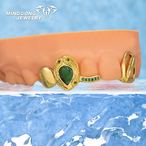 Nouveau <span class=keywords><strong>Prix</strong></span> Usine – Grillz Dentaire Personnalisé <span class=keywords><strong>en</strong></span> Moissanite Verte Plaqué <span class=keywords><strong>Or</strong></span> 18K – Bijoux Hip-Hop Unisexe Tendance pour Hommes et Femmes - Product Image 5