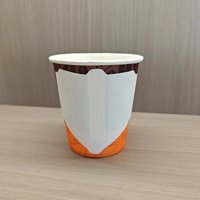 Grossiste Gobelets en papier colorés recyclables à mur unique de 7oz 8oz avec poignée Porte-gobelets