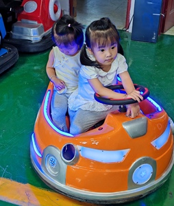Bubble Heroes, Coche de Combate, Crea Efectos de Burbujas, Luces de Colores Brillantes, Control Receptivo con Reacciones Sensibles - Product Image 5