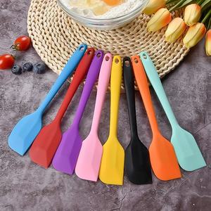 Spatule en silicone intégrée translucide, petit outil de pâtisserie, spatule à <span class=keywords><strong>crème</strong></span> et couteau mélangeur pour gâteaux - Product Image 4