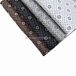Sous-couche de moquette en tissu non tissé respirant antidérapant de haute qualité, à points feutrés de poids moyen, enduit de points, pour revêtement de sol - Product Image 1