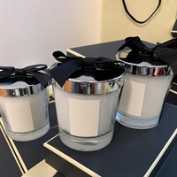 Bougie parfumée de luxe artisanale en cire de soja, diffuseur de parfum poire et freesia, désodorisant longue durée en pot de verre pour la maison et l'intérieur, idéal pour les fêtes.